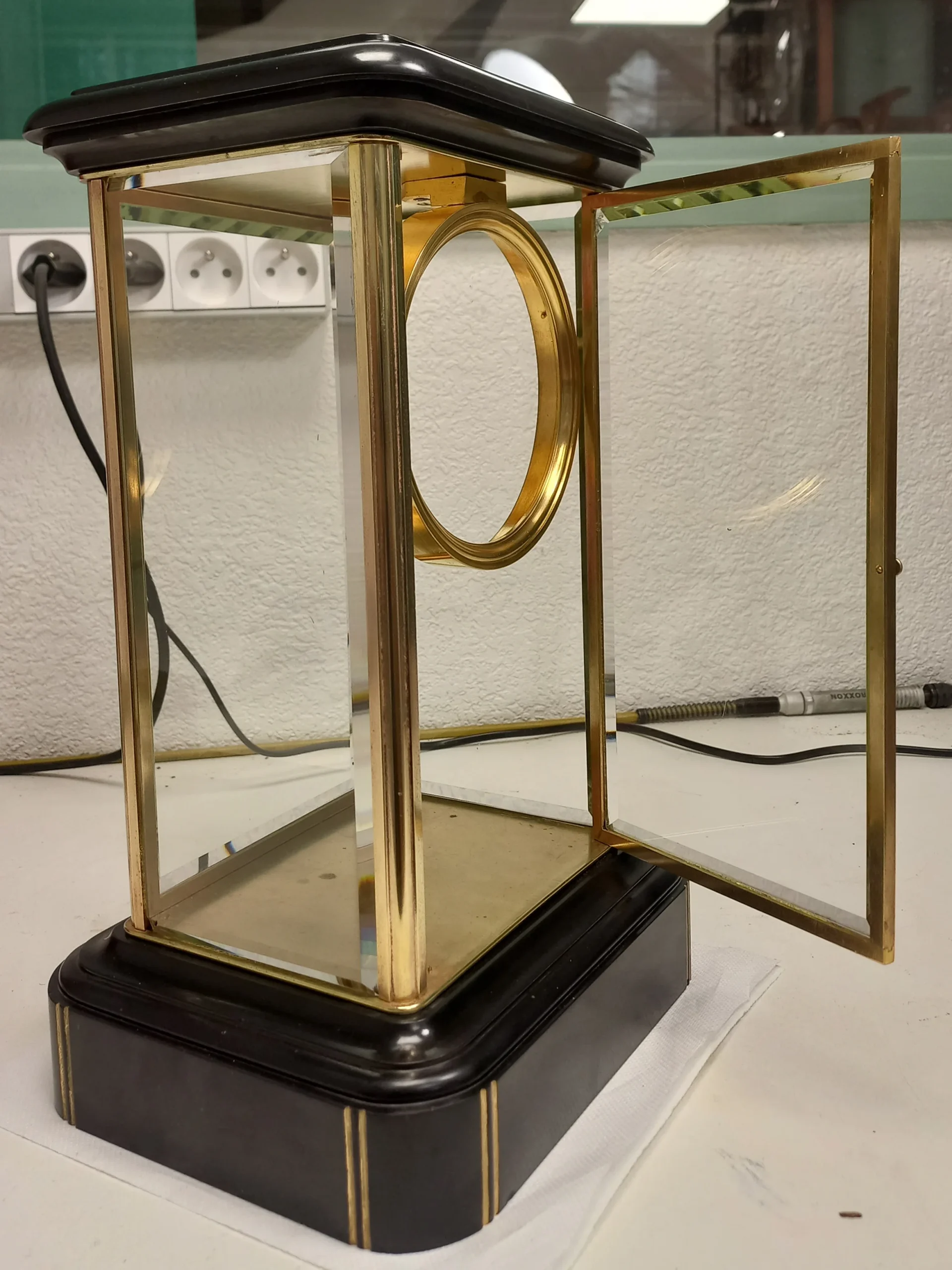 Horlogers Lyonnais Horloger Lyon réparation pendule état final coté